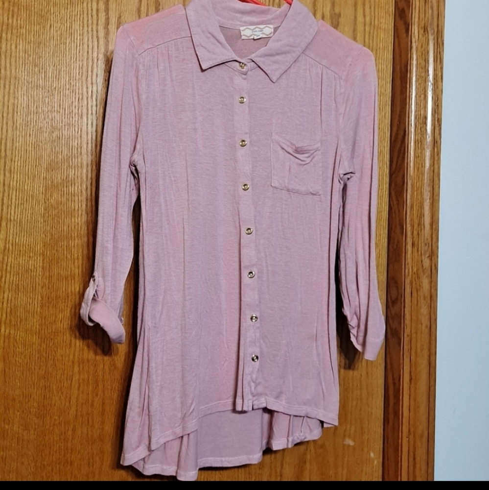 💜Pink Rose button up soft medium top